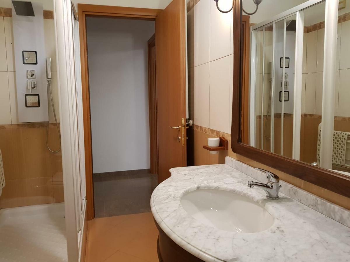 Interno Dieci ローマ エクステリア 写真